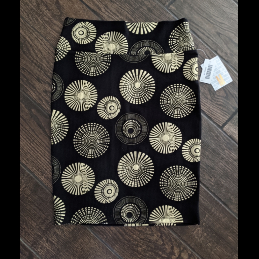 LuLaRoe Elegant Cassie Skirt